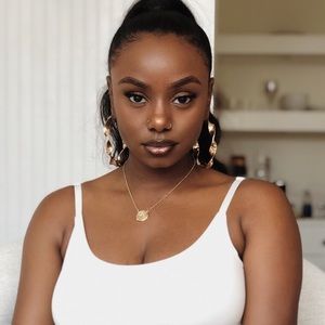 Meet your Posher, Indasia